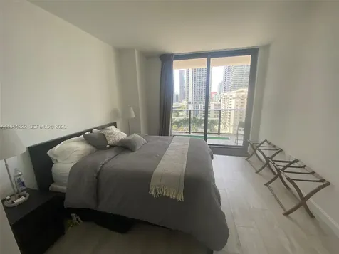 45 SW 9th Street Miami FL 33130