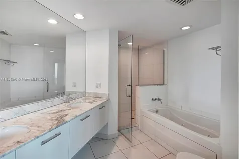 55 SE 6th Street Miami FL 33131