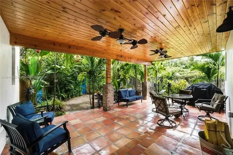 168 South Drive Miami Springs FL 33166