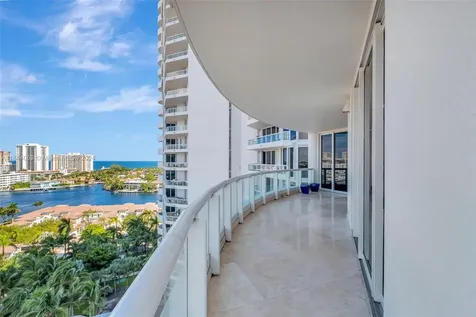 21200 Point Place Aventura FL 33180