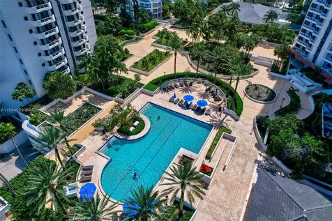 21200 Point Place Aventura FL 33180