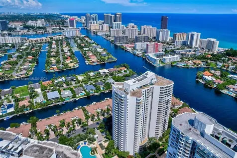21200 Point Place Aventura FL 33180