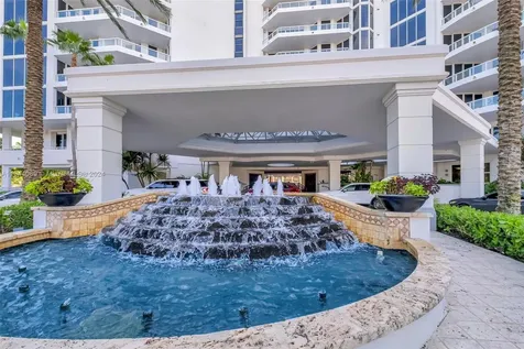 21200 Point Place Aventura FL 33180