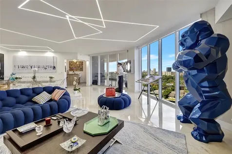 21200 Point Place Aventura FL 33180