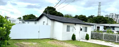 18219 SW 102nd Place Miami FL 33157
