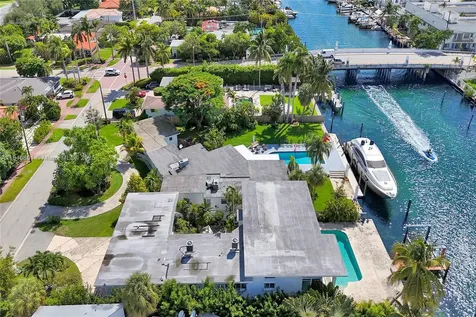 1020 S Shore Drive Miami Beach FL 33141