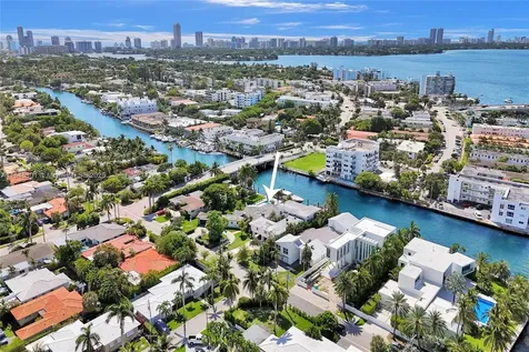 1020 S Shore Drive Miami Beach FL 33141