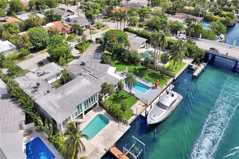 1020 S Shore Drive Miami Beach FL 33141