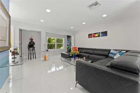 8350 SW 184th Street Cutler Bay FL 33157