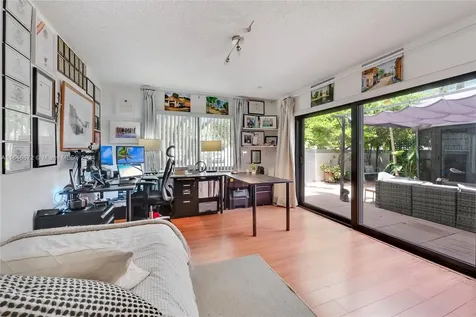 10102 NW 52nd Terrace Doral FL 33178