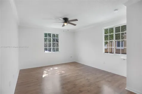 2941 NE 185th Street Miami FL 33180