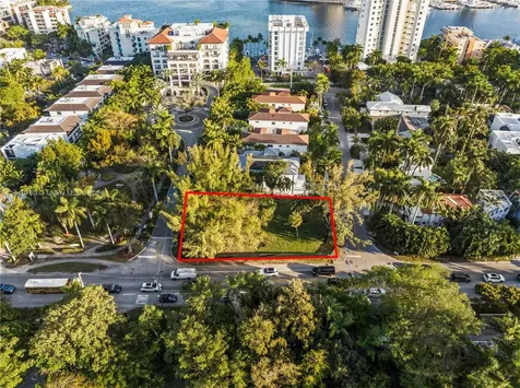 1646 S Bayshore Drive Miami FL 33133