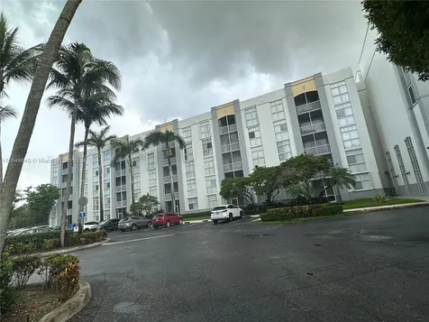 9725 NW 52nd Street Doral FL 33178