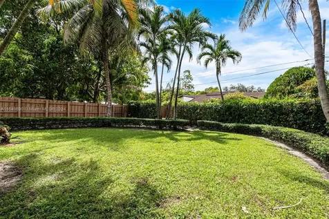 134 Fern Way Miami Springs FL 33166