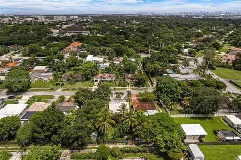 134 Fern Way Miami Springs FL 33166