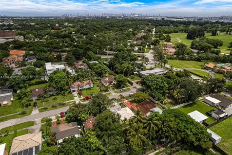 134 Fern Way Miami Springs FL 33166