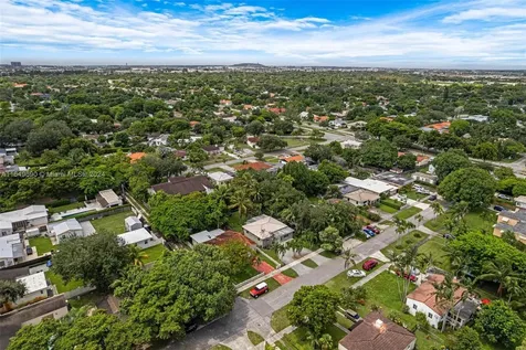 134 Fern Way Miami Springs FL 33166