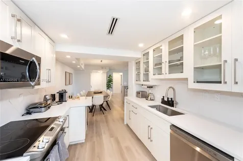 1111 Crandon Boulevard Key Biscayne FL 33149