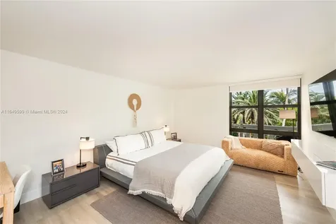 1111 Crandon Boulevard Key Biscayne FL 33149