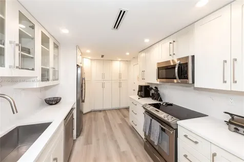 1111 Crandon Boulevard Key Biscayne FL 33149