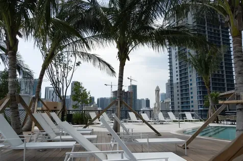601 NE 1 Avenue Miami FL 33132