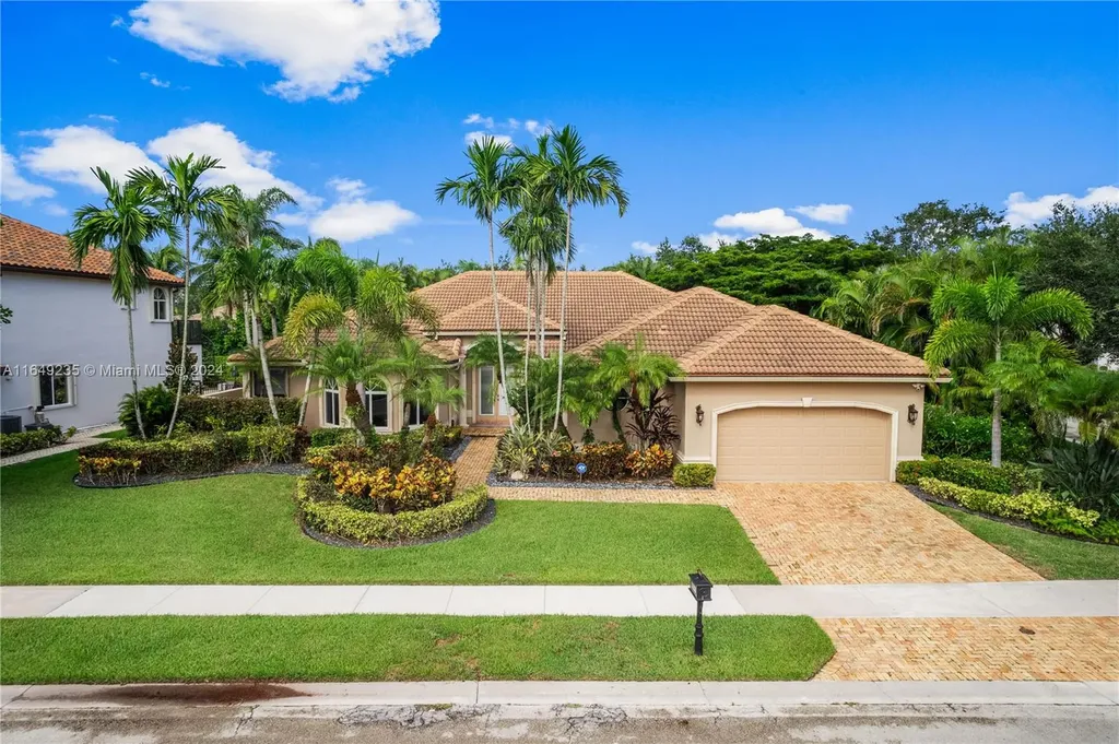 2685 Meadowood Drive Weston FL 33332