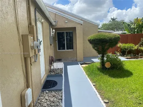 2460 SW 85th Avenue Miramar FL 33025