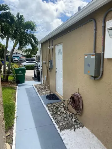 2460 SW 85th Avenue Miramar FL 33025