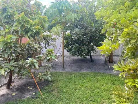 2460 SW 85th Avenue Miramar FL 33025