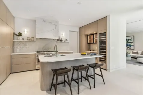 114 4th San Marino Terrace Miami Beach FL 33139