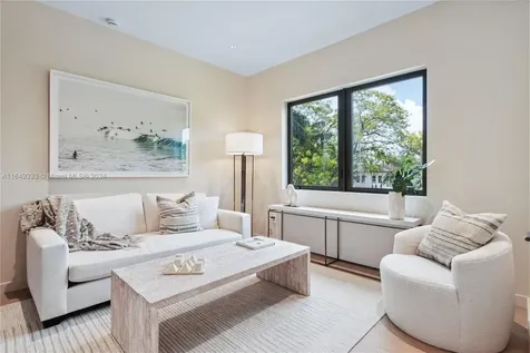 114 4th San Marino Terrace Miami Beach FL 33139