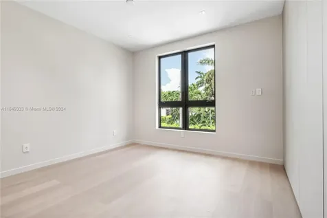 114 4th San Marino Terrace Miami Beach FL 33139
