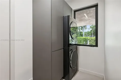 114 4th San Marino Terrace Miami Beach FL 33139