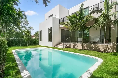 114 4th San Marino Terrace Miami Beach FL 33139