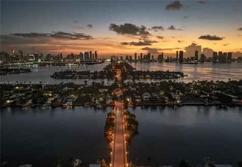 114 4th San Marino Terrace Miami Beach FL 33139