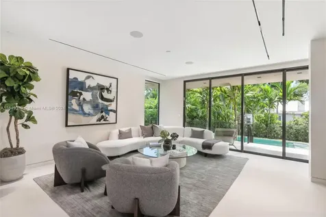 114 4th San Marino Terrace Miami Beach FL 33139