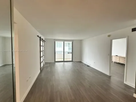 5555 Collins Avenue Miami Beach FL 33140