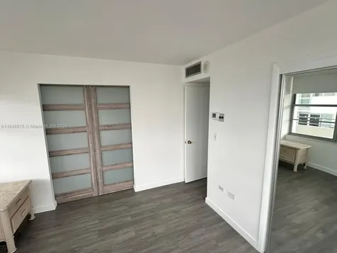 5555 Collins Avenue Miami Beach FL 33140
