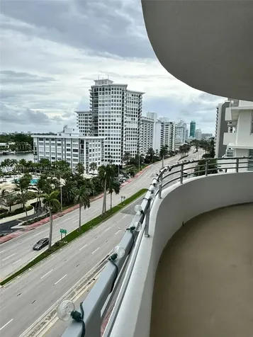 5555 Collins Avenue Miami Beach FL 33140