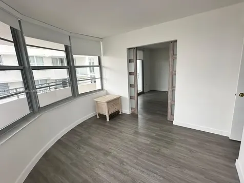 5555 Collins Avenue Miami Beach FL 33140