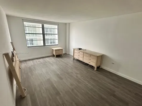 5555 Collins Avenue Miami Beach FL 33140