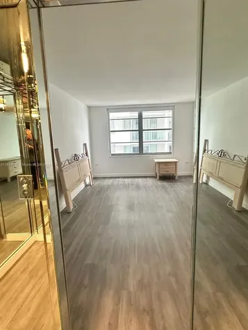 5555 Collins Avenue Miami Beach FL 33140