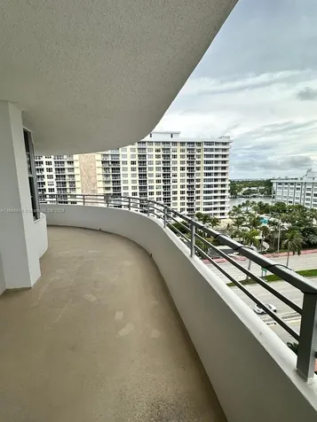 5555 Collins Avenue Miami Beach FL 33140