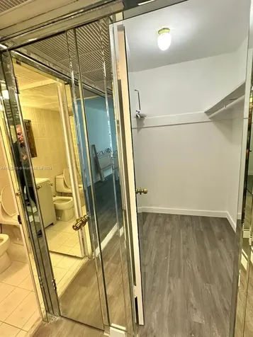 5555 Collins Avenue Miami Beach FL 33140