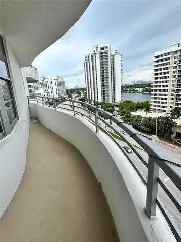 5555 Collins Avenue Miami Beach FL 33140