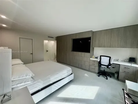 9801 Collins Avenue Bal Harbour FL 33154