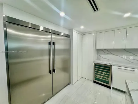 9801 Collins Avenue Bal Harbour FL 33154