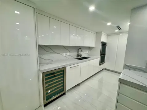 9801 Collins Avenue Bal Harbour FL 33154