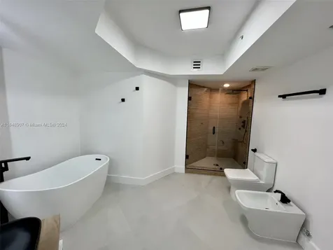 6301 Collins Avenue Miami Beach FL 33141