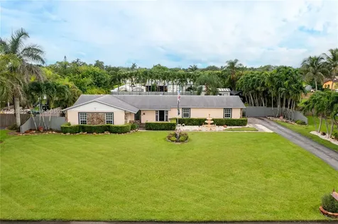 1442 NW 20th Street Homestead FL 33030